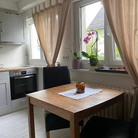 Moderne Souterrain-oase In Top-lage