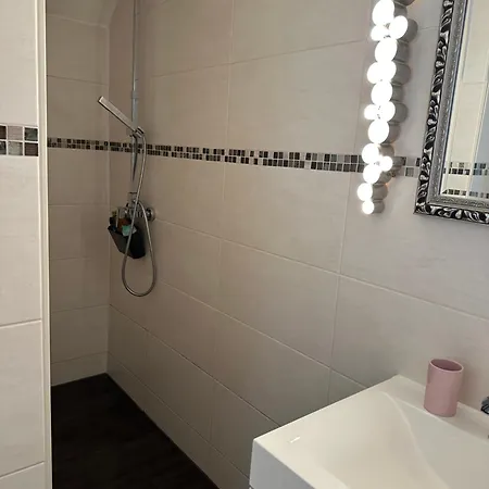 Lägenhet Moderne Souterrain-oase In Top-lage Bad Hersfeld